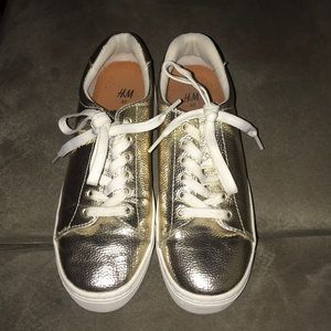 Gold h&m small platform shoe